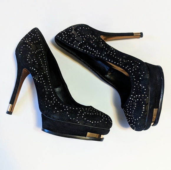 BCBGMaxAzria Shoes - BCBGMaxAzaria Black Heels 9.5